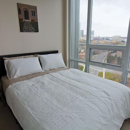 Maplewood Furnished Suites 미시소거 외부 사진