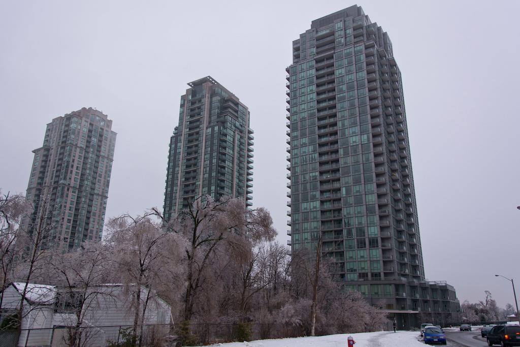 Maplewood Furnished Suites 미시소거 외부 사진