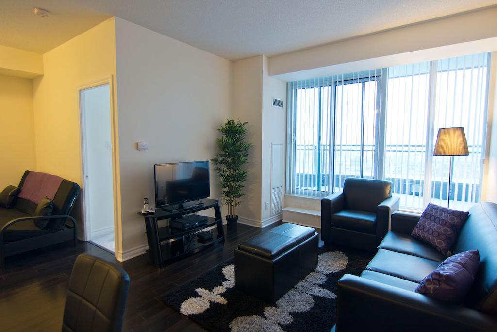 Maplewood Furnished Suites 미시소거 외부 사진