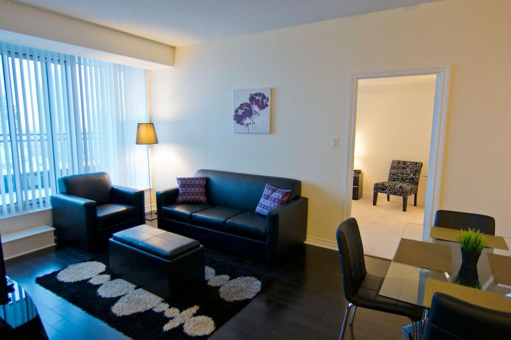 Maplewood Furnished Suites 미시소거 외부 사진