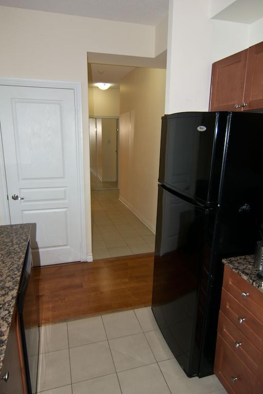 Maplewood Furnished Suites 미시소거 외부 사진