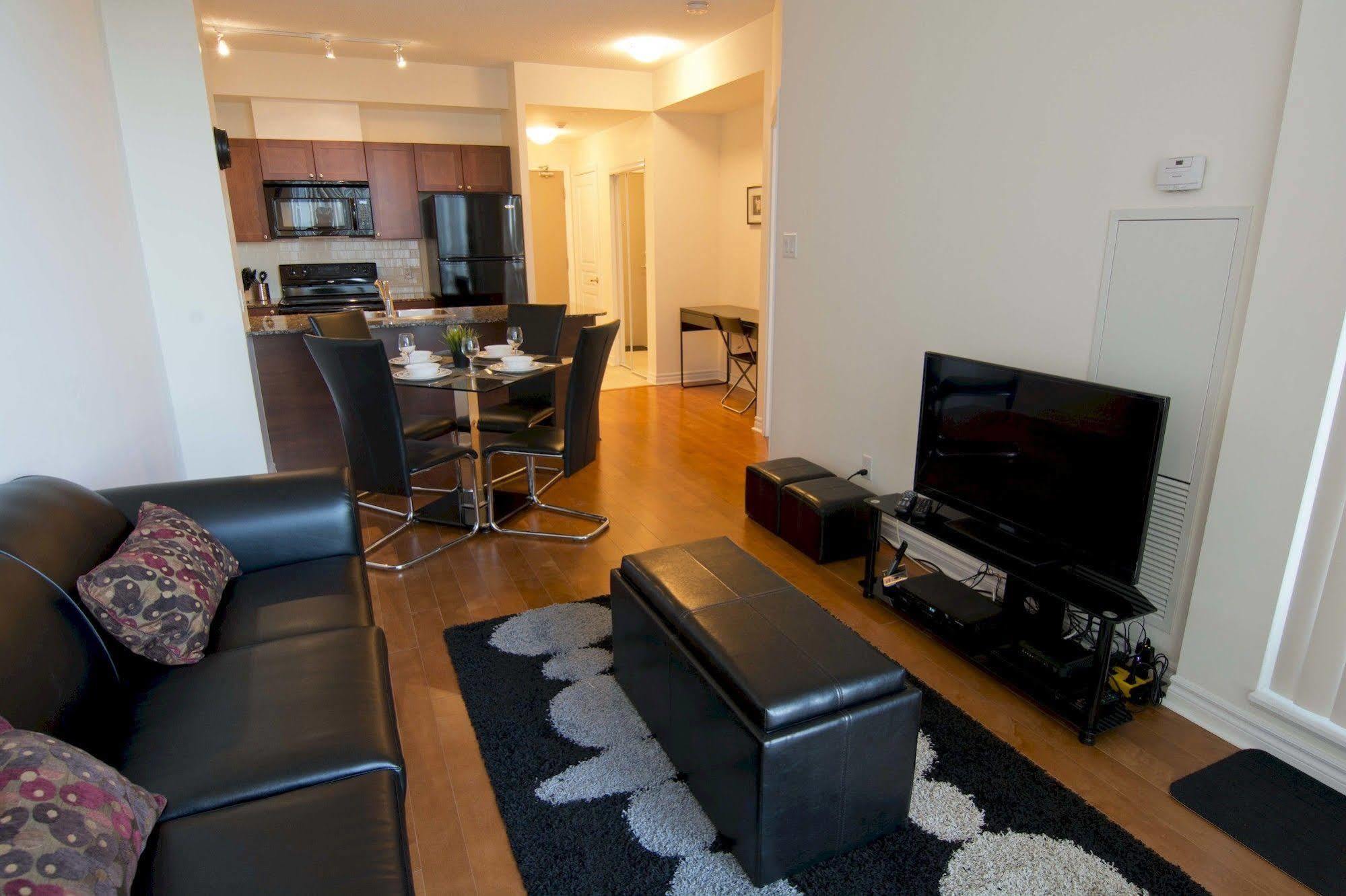 Maplewood Furnished Suites 미시소거 외부 사진